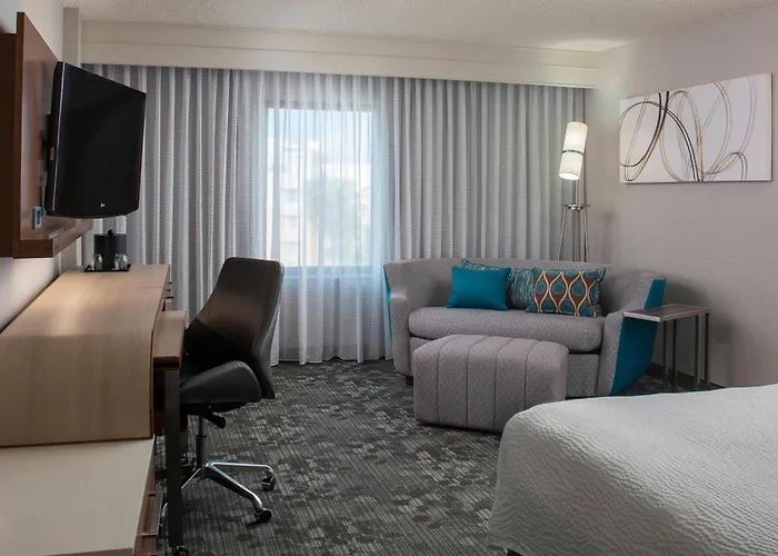 Courtyard By Marriott Orlando Lake Buena Vista In The Marriott Village